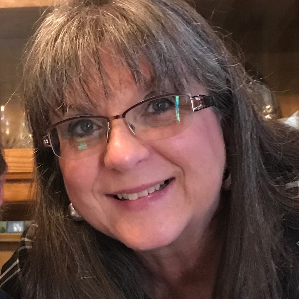 Meet your Posher, Edie